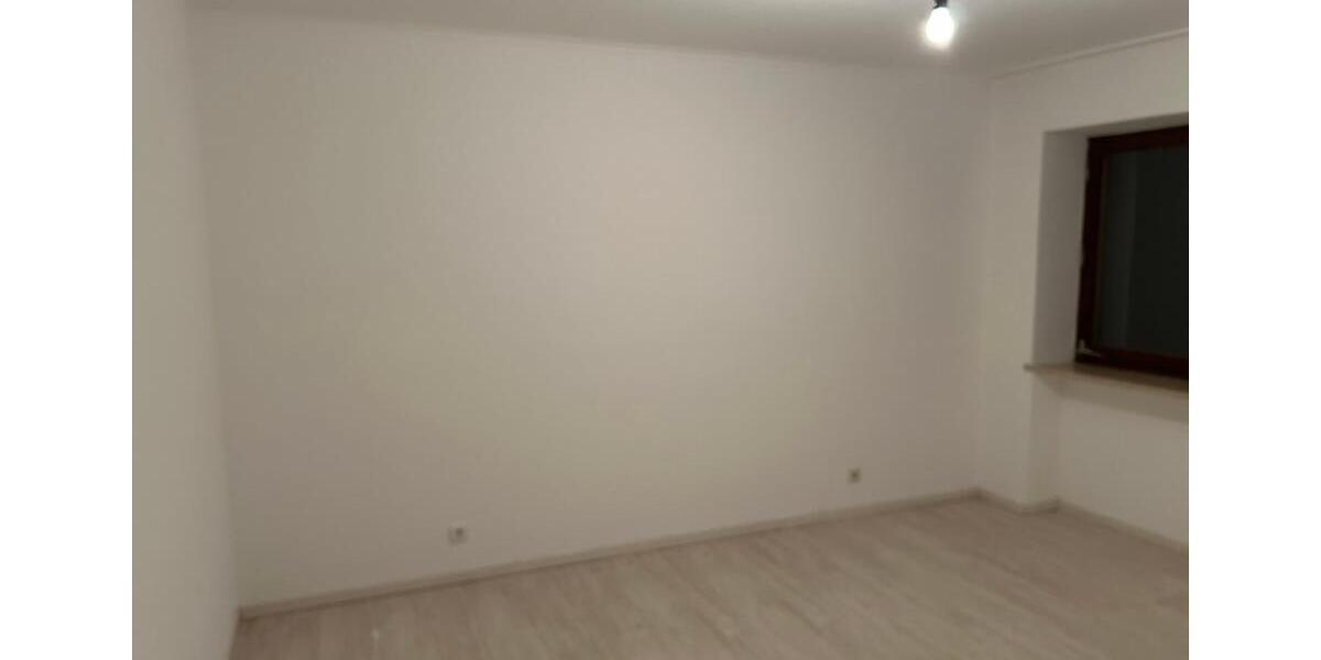 Erdgeschoßwohnung Tutzing - 2.5 Zimmer, 65 m&sup2;, 865&euro; | Angebot:26609472