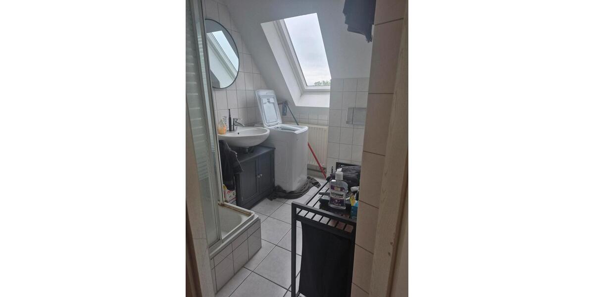 Dachgeschoßwohnung Burg - 2 Zimmer, 50 m&sup2;, 417&euro; | Angebot:26368733