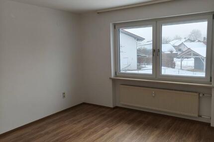 Wohnung Plattling - 3 Zimmer, 61 m&sup2;, 570&euro; | Angebot:24582839