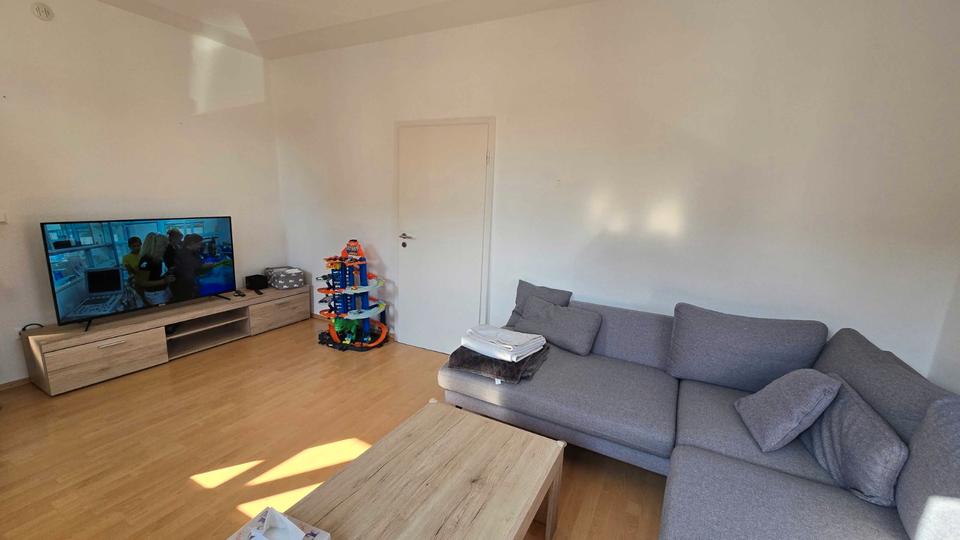 Erdgeschoßwohnung Essingen - 3.5 Zimmer, 100 m&sup2;, 880&euro; | Angebot:26033595