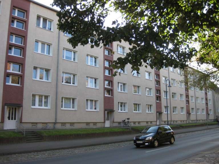 Etagenwohnung Anklam Mittelfeld - 2 Zimmer, 48 m&sup2;, 360&euro; | Angebot:26889773