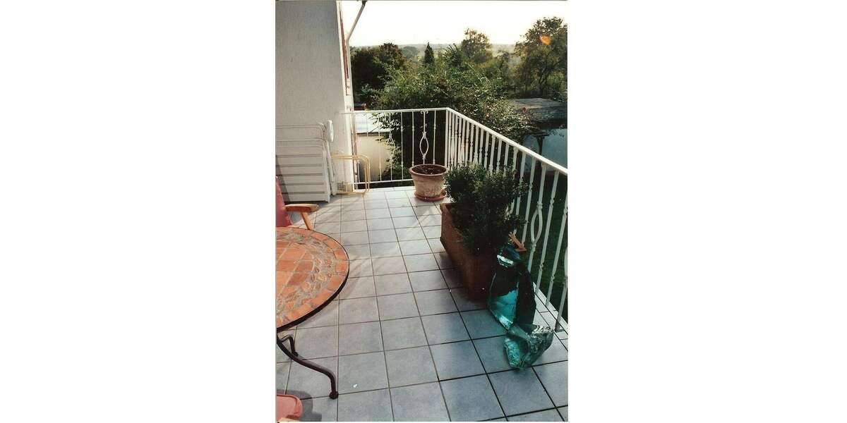 Etagenwohnung Wachtberg - 4 Zimmer, 106 m&sup2;, 1.060&euro; | Angebot:26460832