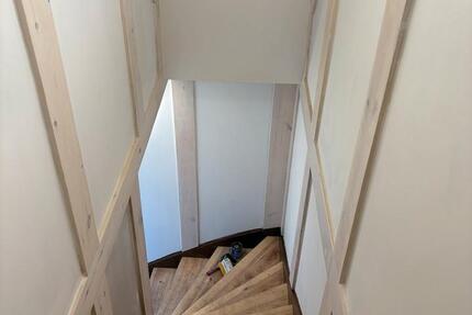 Wohnung Roth - 3 Zimmer, 65 m&sup2;, 850&euro; | Angebot:25292324