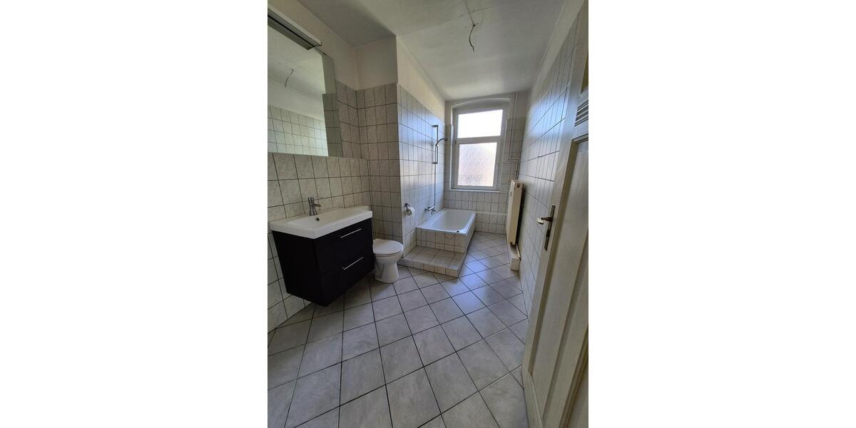 Etagenwohnung Jüterbog - 3 Zimmer, 83 m&sup2;, 550&euro; | Angebot:25430306