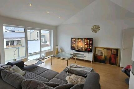 Wohnen auf Zeit Laatzen - 3 Zimmer, 110 m&sup2;, 1.950&euro; | Angebot:25813907