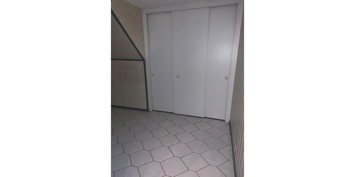 Dachgeschoßwohnung Berlin Spandau - 2 Zimmer, 60 m&sup2;, 550&euro; | Angebot:26278834