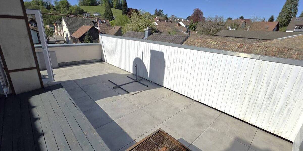 Doppelhaushälfte Kandern - 6 Zimmer, 157 m&sup2;, 2.050&euro; | Angebot:26819746