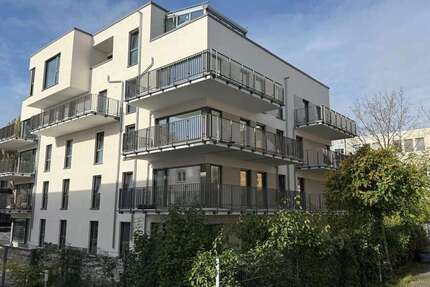 Wohnung zum Mieten in Wiesbaden 1.900 € 103 m² 4 zimmer