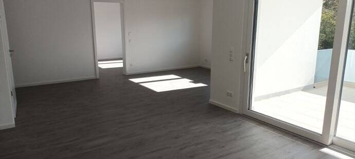 Etagenwohnung Weiden in der Oberpfalz Mooslohe - 3 Zimmer, 98 m&sup2;, 882&euro; | Angebot:26191010