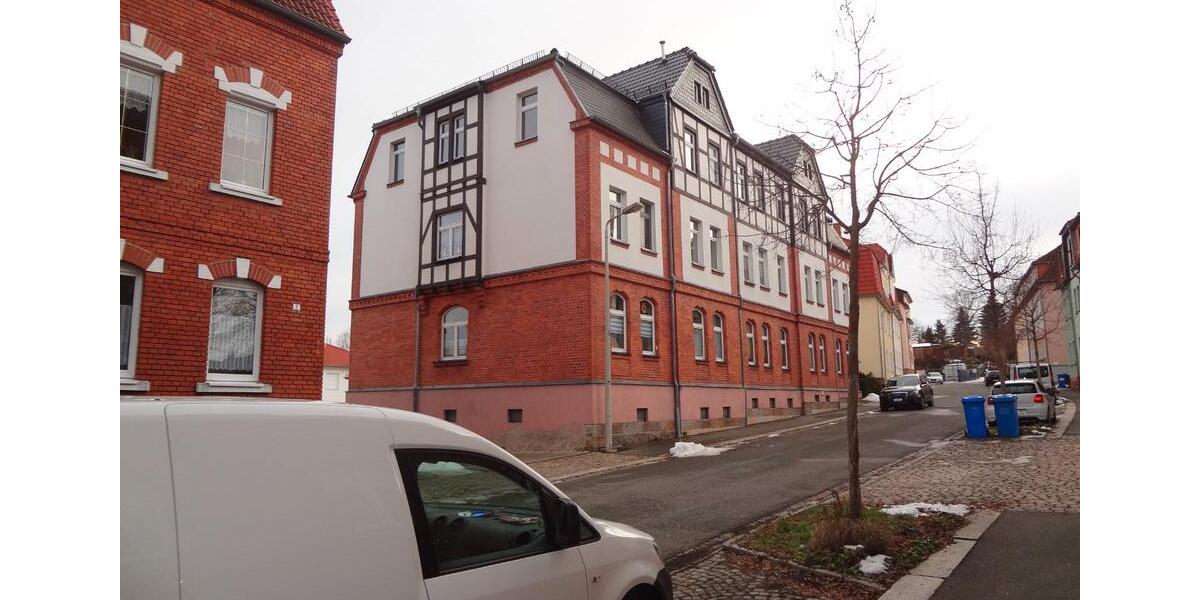 Dachgeschoßwohnung Zwickau - 2 Zimmer, 51 m&sup2;, 300&euro; | Angebot:26455406