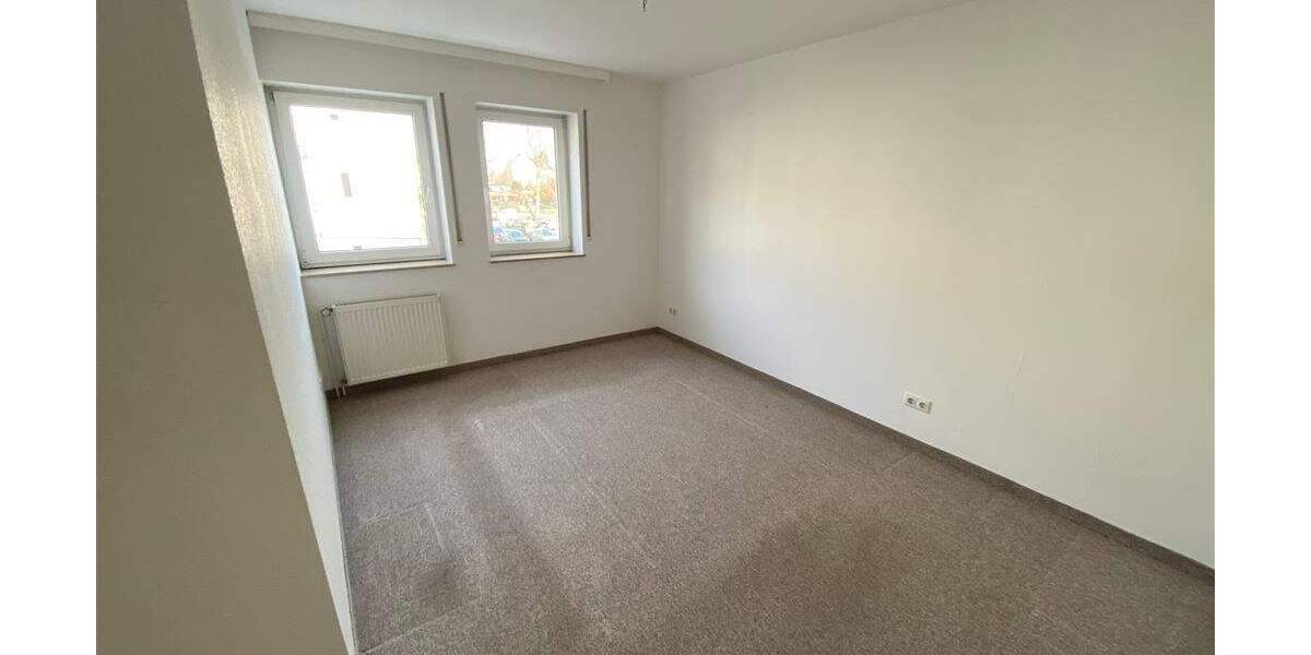Etagenwohnung Wurzen - 3 Zimmer, 76 m&sup2;, 479&euro; | Angebot:24635070