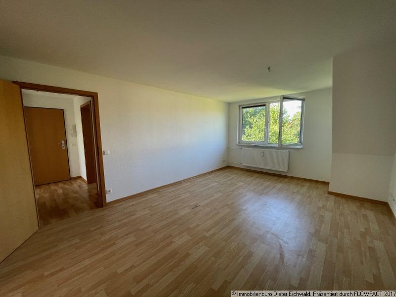 Gefunden! Praktische sonnige 2-Raum-Wohnung im DG