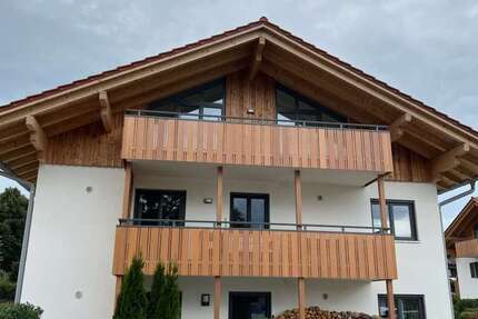 Wohnung Waakirchen - 2 Zimmer, 81 m&sup2;, 990&euro; | Angebot:27430017