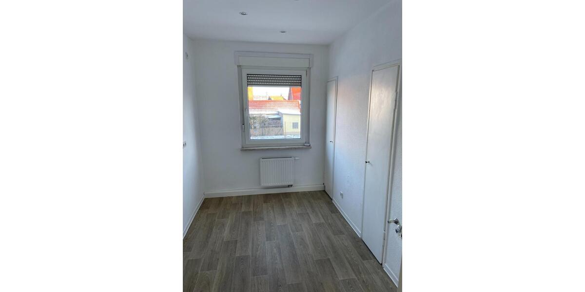 Schöne sanierte 3-Raumwohnung mit Erholungs-Gartengrundstück 3 zimmer