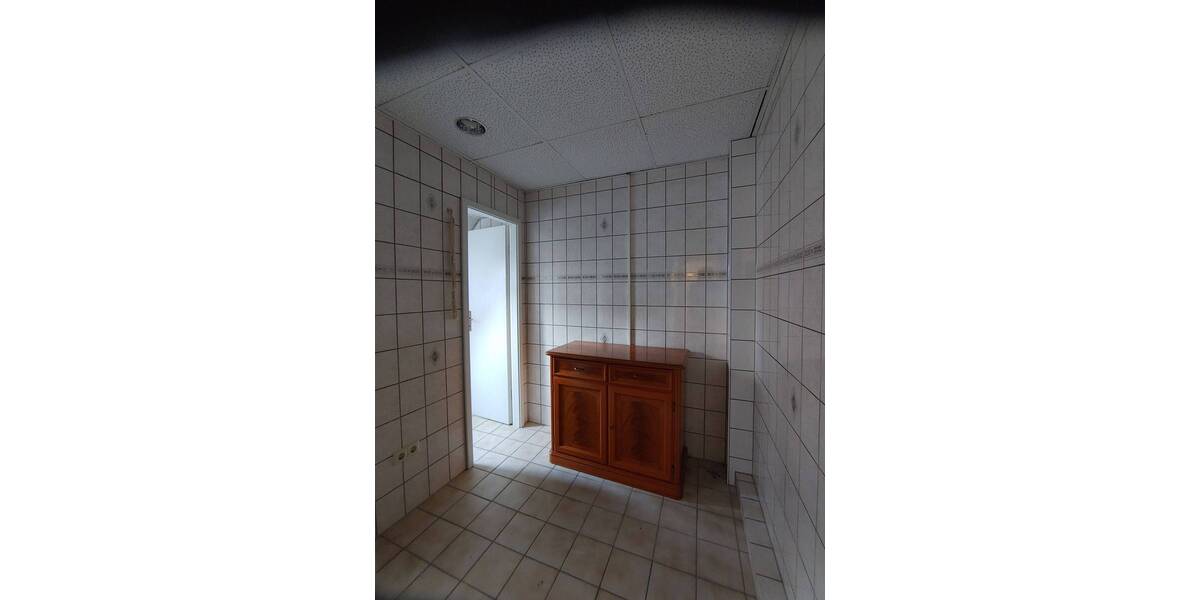 Gewerbeobjekt Döbeln - 3 Zimmer, 116 m&sup2;, 464&euro; | Angebot:25692069