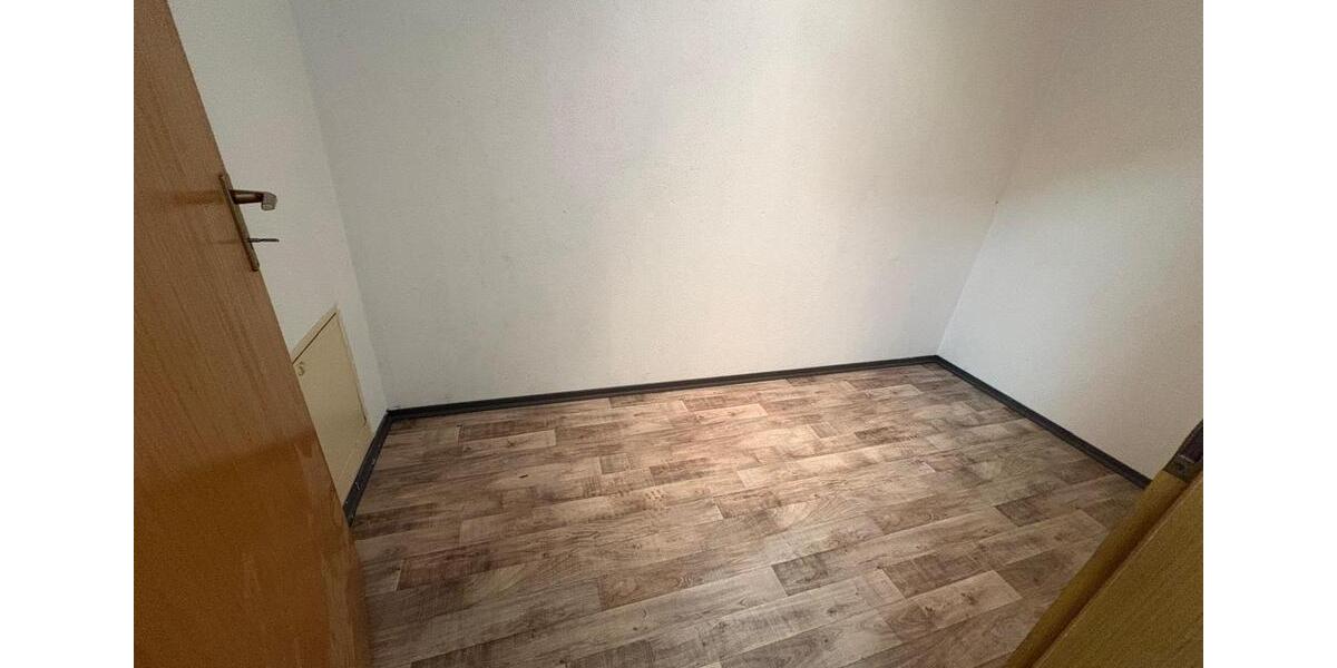 Etagenwohnung Ingolstadt Friedrichshofen-Hollerstauden - 2.5 Zimmer, 79 m&sup2;, 875&euro; | Angebot:26566525