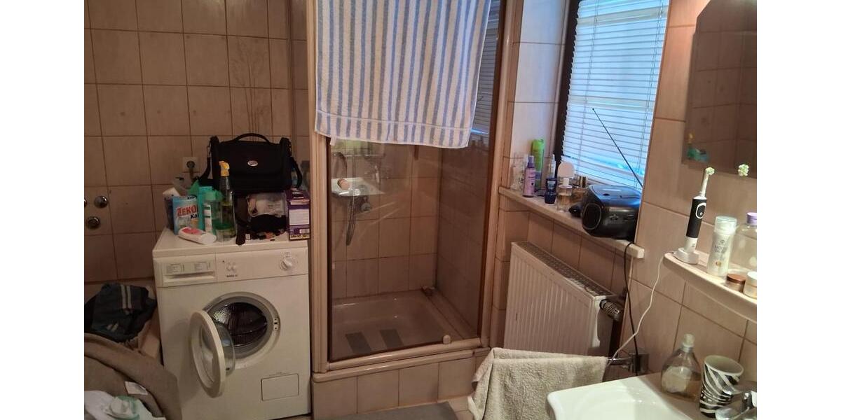 Erdgeschoßwohnung Traunstein - 1 Zimmer, 12 m&sup2;, 250&euro; | Angebot:25046884