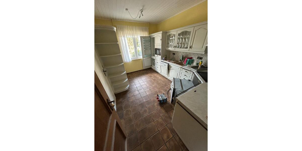 Erdgeschoßwohnung Wildeshausen - 5 Zimmer, 186 m&sup2;, 1.500&euro; | Angebot:25853411