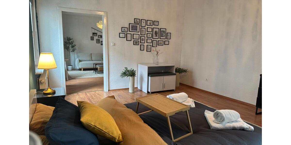 Etagenwohnung Hannover Vahrenwald-List - 2 Zimmer, 65 m&sup2;, 990&euro; | Angebot:26605300
