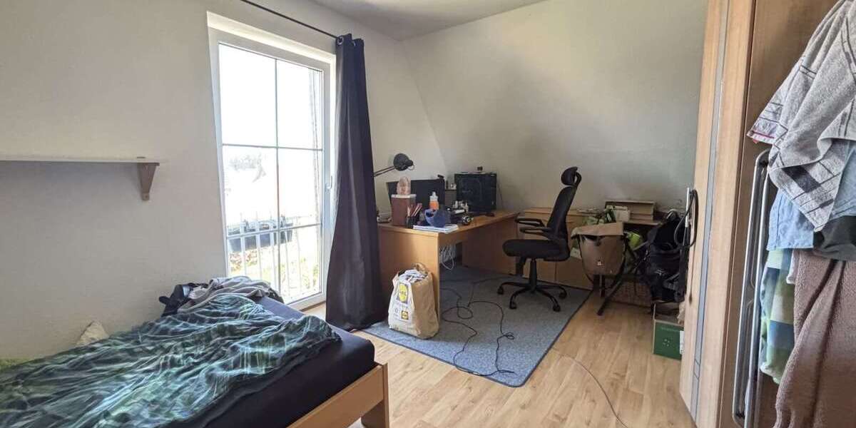 Etagenwohnung Emden Rysumer Landstraße - 1 Zimmer, 13 m&sup2;, 220&euro; | Angebot:26892173