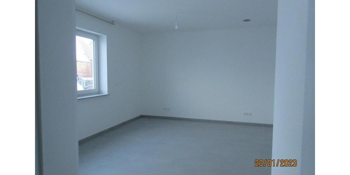 Etagenwohnung Schwaigern - 3 Zimmer, 104 m&sup2;, 1.248&euro; | Angebot:26704416