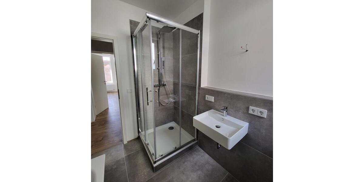 Einfamilienhaus Göttingen Oststadt - 4 Zimmer, 110 m&sup2;, 1.750&euro; | Angebot:25809940