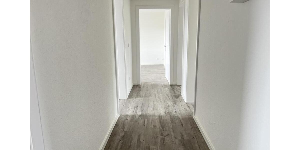 Etagenwohnung Uslar - 3 Zimmer, 83 m&sup2;, 440&euro; | Angebot:25979176