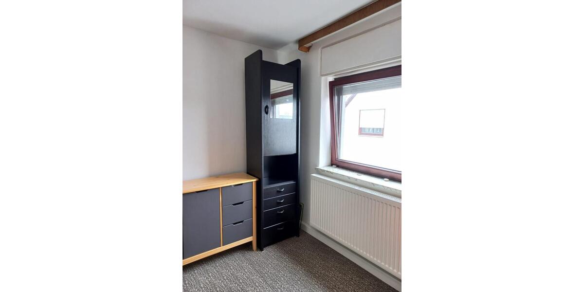 Wohnen auf Zeit Karlsruhe Knielingen - 13 Zimmer, 13 m&sup2;, 445&euro; | Angebot:25370074