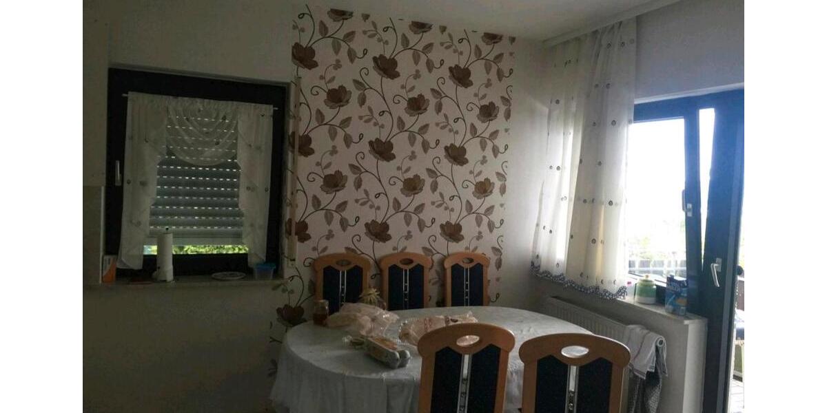 Erdgeschoßwohnung Wettenberg - 5 Zimmer, 160 m&sup2;, 1.490&euro; | Angebot:26235611