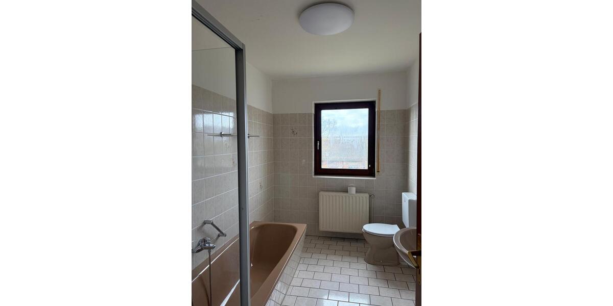 Erdgeschoßwohnung Frankenberg (Eder) - 3 Zimmer, 93 m&sup2;, 650&euro; | Angebot:26338103