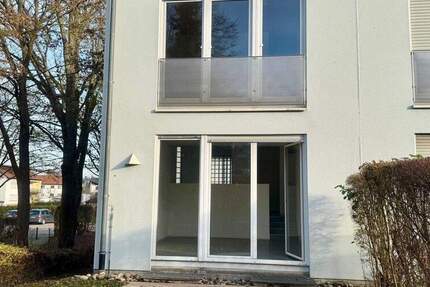 GERADLINIG: MODERNES, LOFTARTIGES HAUS MIT ZWEI STELLPLÄTZEN! 3 zimmer