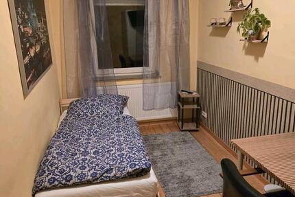 Wohnen auf Zeit Düren Distelrath - 1 Zimmer, 10 m&sup2;, 330&euro; | Angebot:25088560