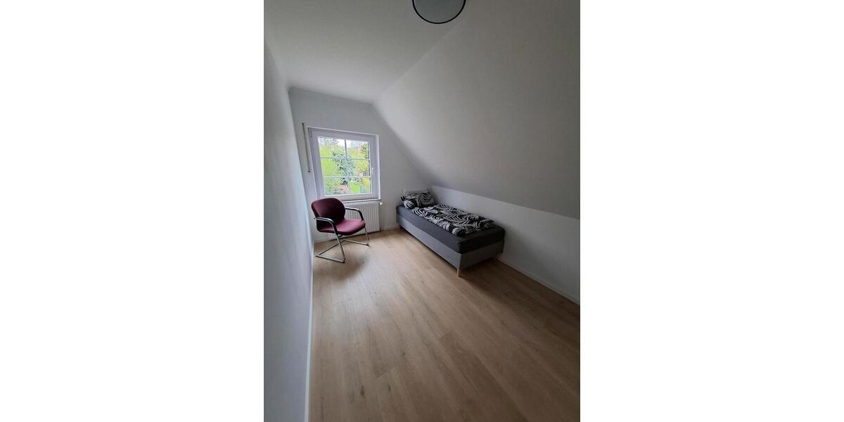 Wohnen auf Zeit Papenburg - 10 Zimmer, 256 m&sup2;, 17&euro; | Angebot:22982505