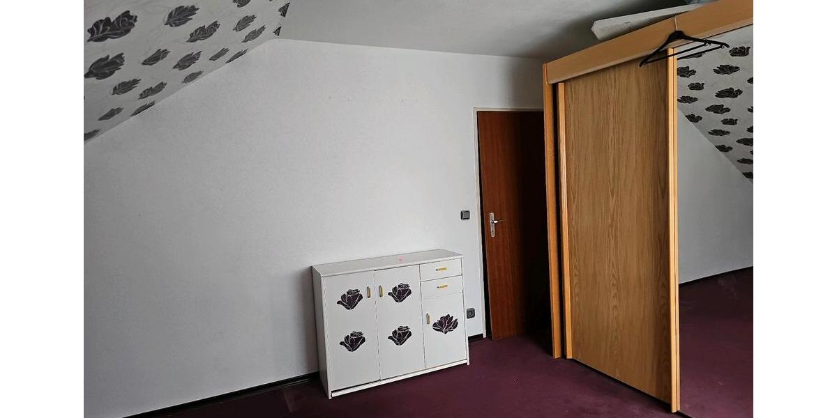 Dachgeschoßwohnung Mühlheim am Main - 3 Zimmer, 84 m&sup2;, 1.100&euro; | Angebot:26652230