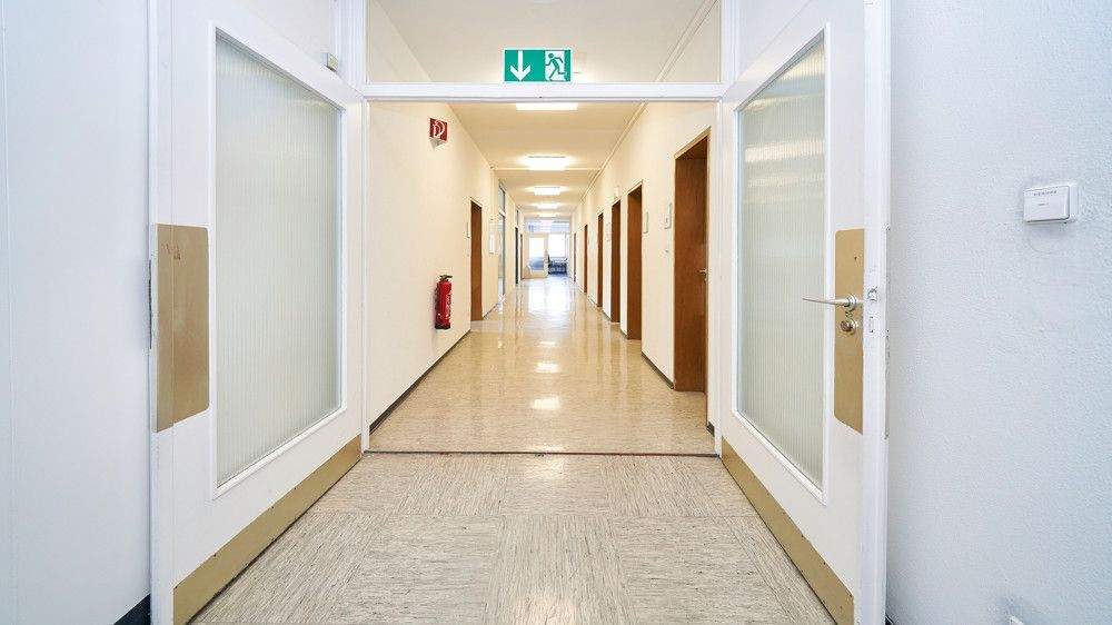 Vielseitiger Gewerbekomplex mit flexiblen Nutzungsmöglichkeiten *** Auch Teilflächen sind möglich! zimmer