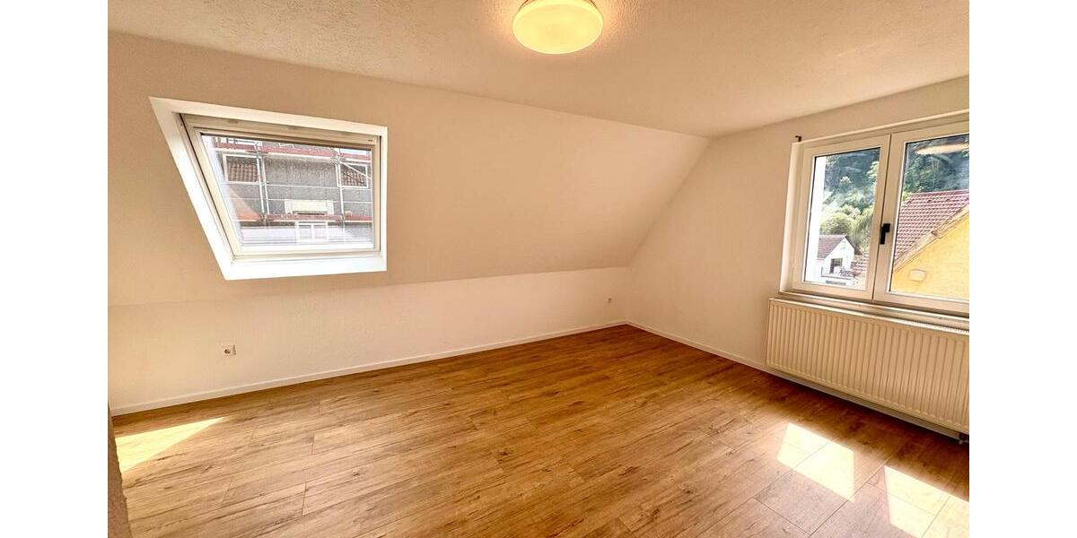 Etagenwohnung Forchtenberg - 6 Zimmer, 205 m&sup2;, 1.290&euro; | Angebot:26561066