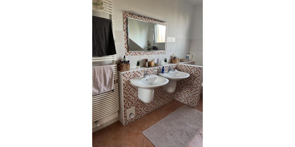 Dachgeschoßwohnung Gütersloh - 3.5 Zimmer, 89 m&sup2;, 950&euro; | Angebot:24814576