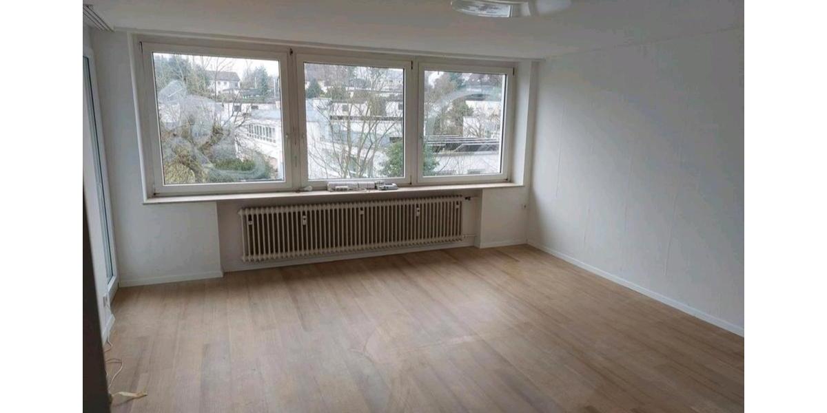 Etagenwohnung Backnang - 3 Zimmer, 75 m&sup2;, 1.100&euro; | Angebot:26288253