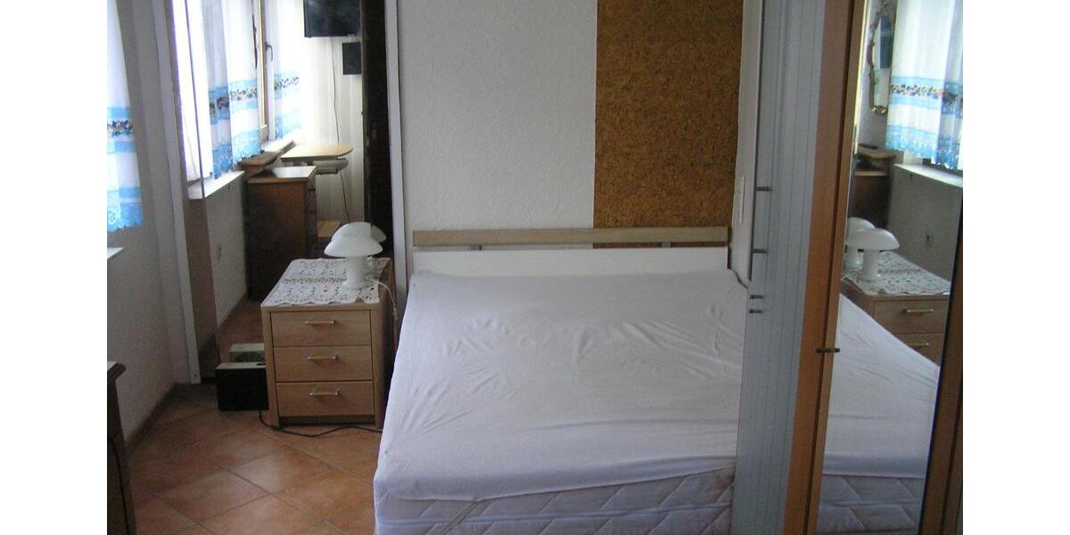 Wohnen auf Zeit Düren Mariaweiler-Hoven - 1 Zimmer, 120 m&sup2;, 250&euro; | Angebot:25167045