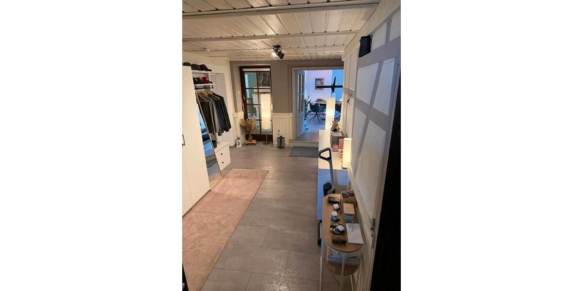 Etagenwohnung Kleinwallstadt - 2.5 Zimmer, 130 m&sup2;, 1.040&euro; | Angebot:25812654