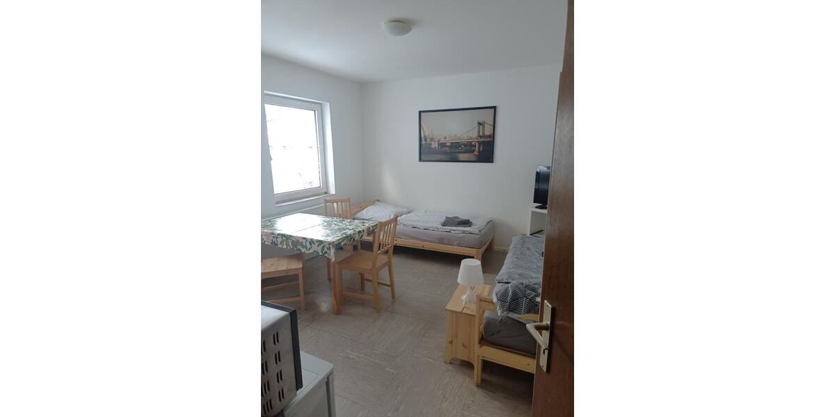 Etagenwohnung Siegen Eiserfeld - 1 Zimmer, 24 m&sup2;, 18&euro; | Angebot:24510651