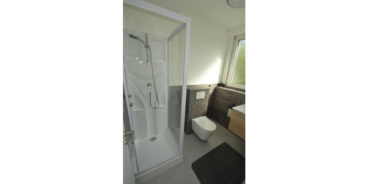 Wohnen auf Zeit Hürth - 1 Zimmer, 16 m&sup2;, 690&euro; | Angebot:26699124
