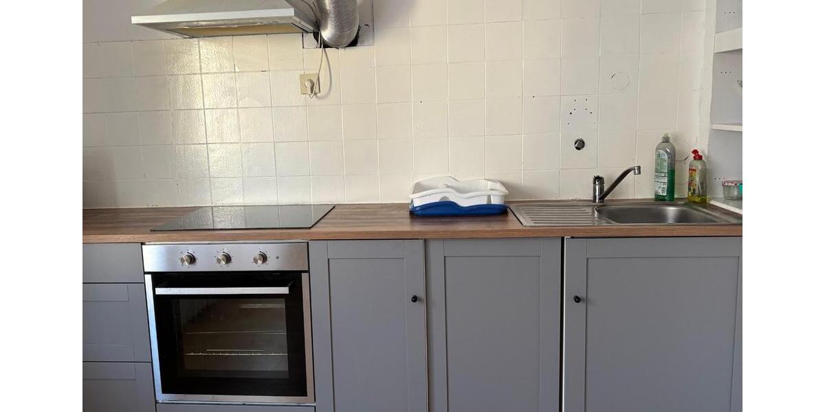 Wohnen auf Zeit Gladenbach - 7 Zimmer, 250 m&sup2;, 26&euro; | Angebot:24805952