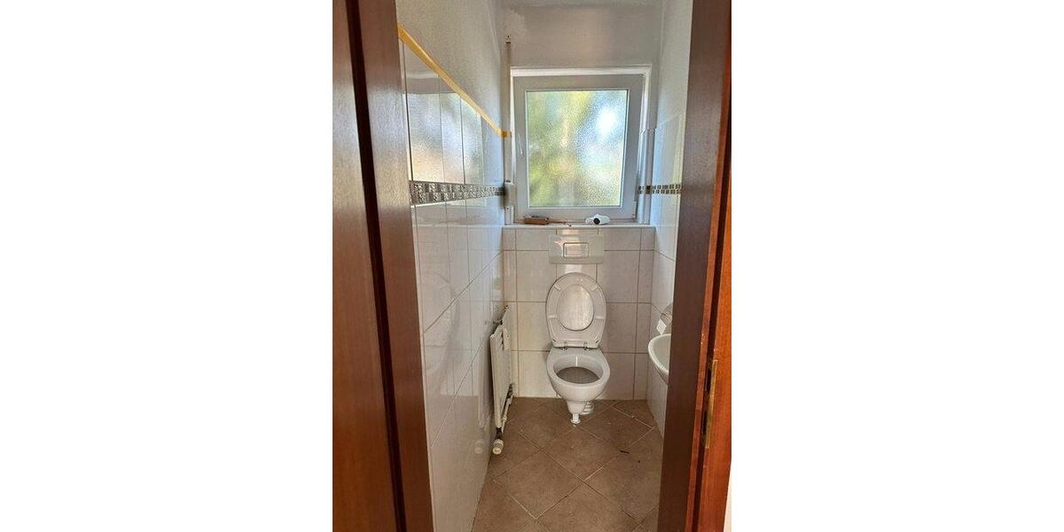 Etagenwohnung Schlaitdorf - 4 Zimmer, 95 m&sup2;, 1.120&euro; | Angebot:26658406