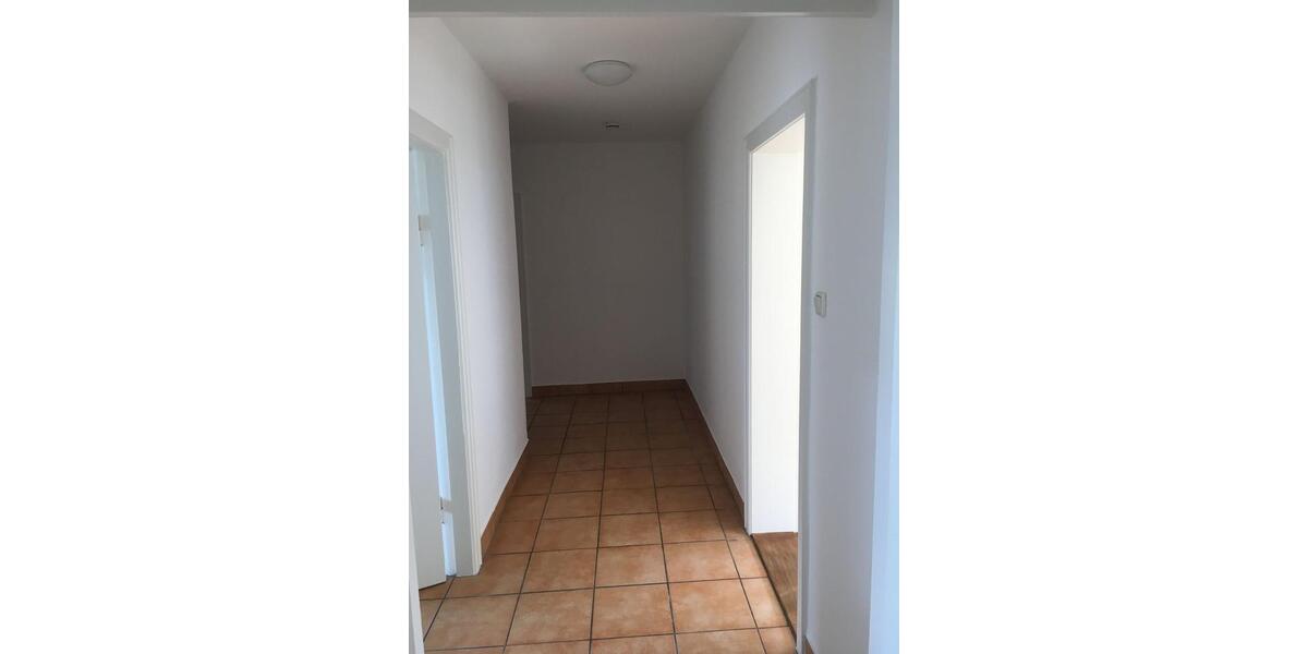 Etagenwohnung Bredstedt - 3 Zimmer, 85 m&sup2;, 670&euro; | Angebot:26617494