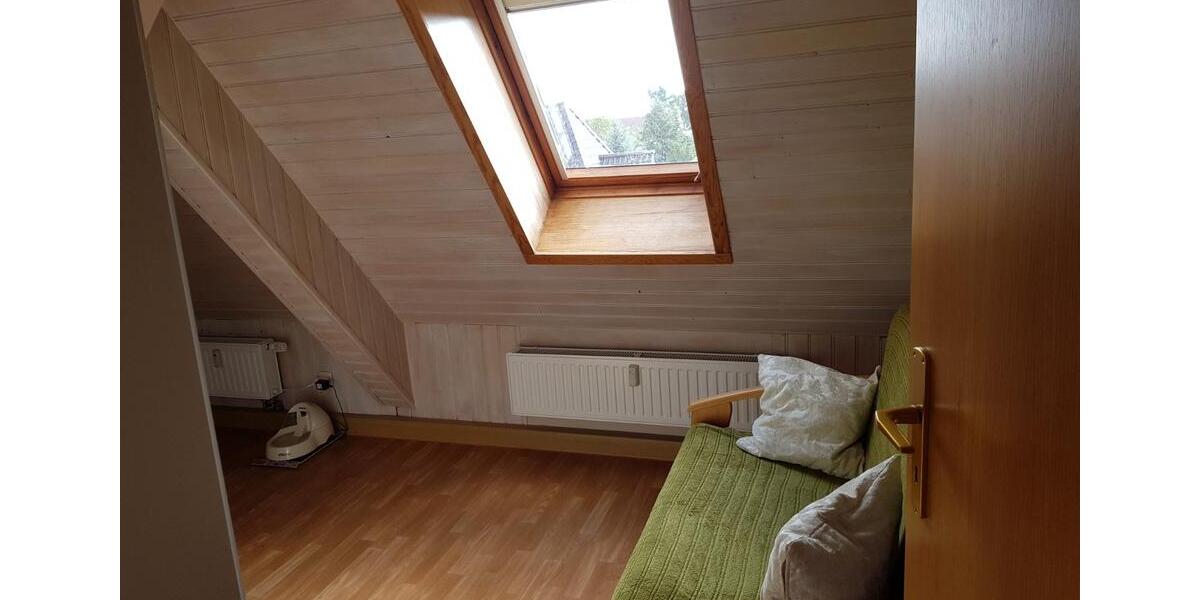 Dachgeschoßwohnung Senftenberg - 3 Zimmer, 60 m&sup2;, 360&euro; | Angebot:25056523