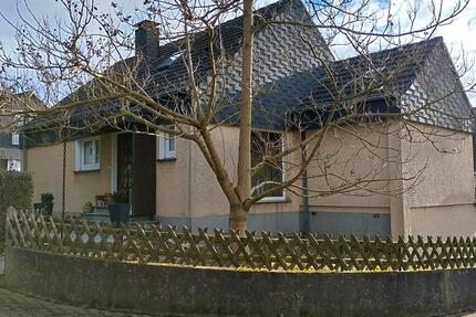 Haus Menden (Sauerland) Bösperde - 3 Zimmer, 165 m&sup2;, 1.500&euro; | Angebot:25181221