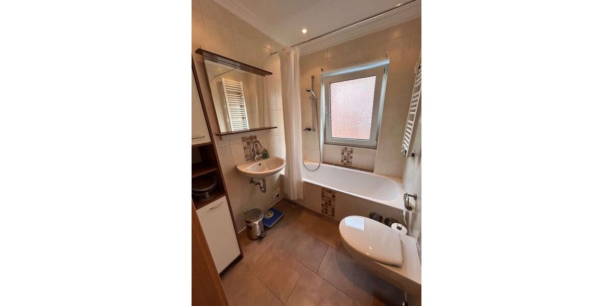 Wohnen auf Zeit Schloß Holte-Stukenbrock Stukenbrock - 3 Zimmer, 70 m&sup2;, 15&euro; | Angebot:24336734