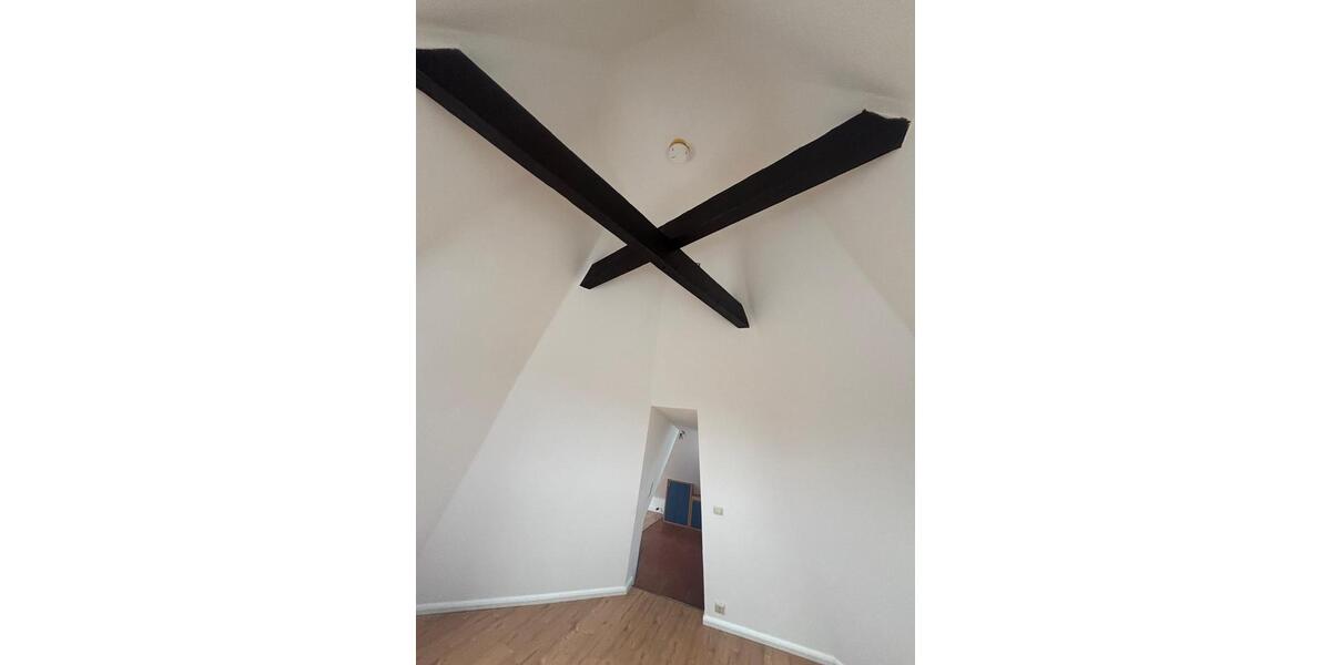 Dachgeschoßwohnung Salzwedel - 2 Zimmer, 45 m&sup2;, 270&euro; | Angebot:25022883