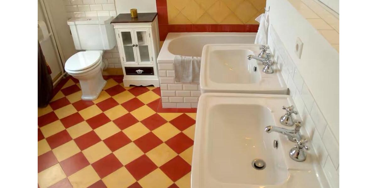 Maisonettenwohnung Dresden Blasewitz - 5 Zimmer, 161 m&sup2;, 2.200&euro; | Angebot:26038390